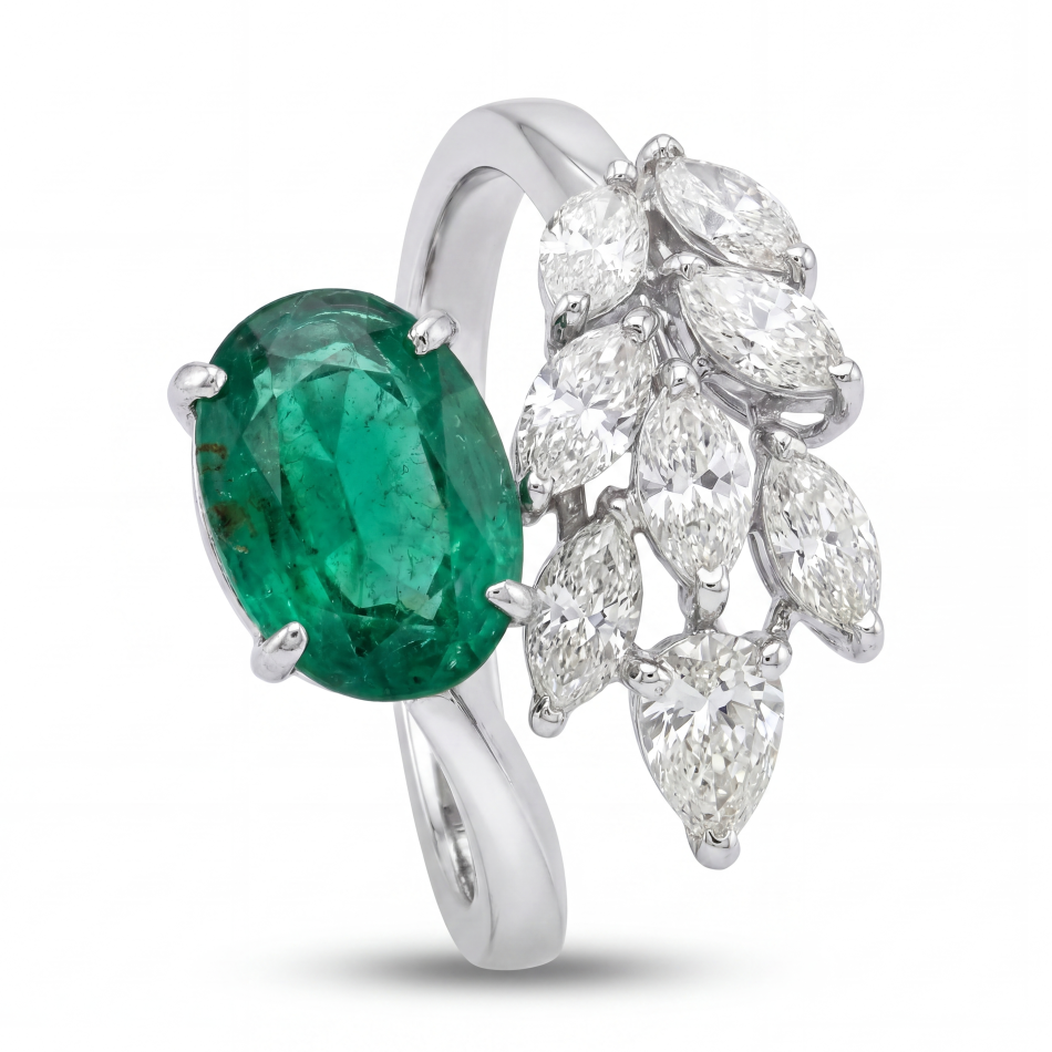 Emerald Laurel Éclat Ring