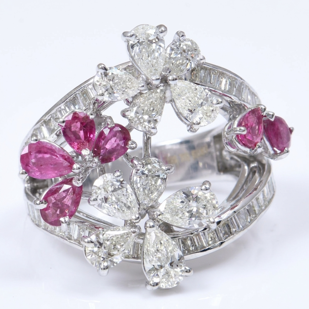 Sakura Éternelle Ring - 18K White Gold